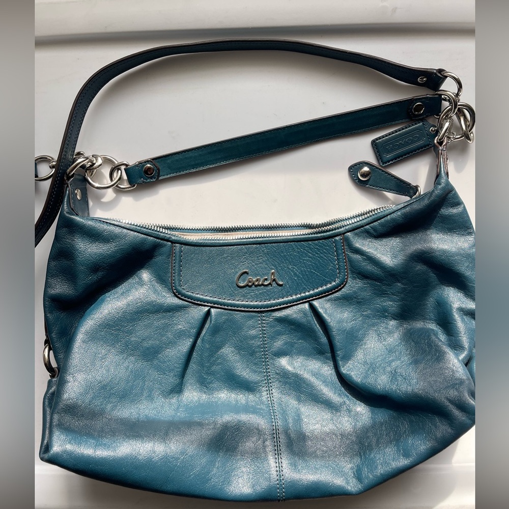 Coach- Large Shoulder Bag